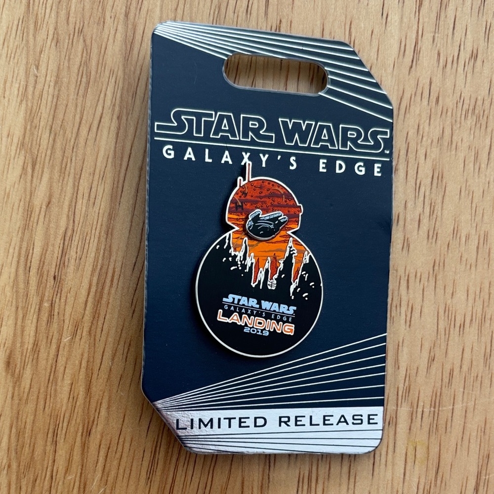 Star Wars Galaxy's Edge Limited Edition Pin